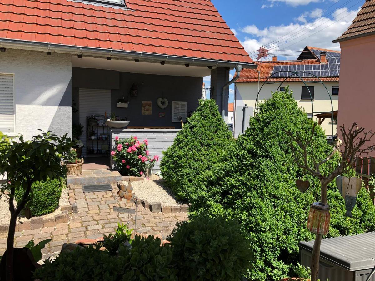 Ferien- Und Monteurswohnung Heilbrunnen فورث آم راين المظهر الخارجي الصورة